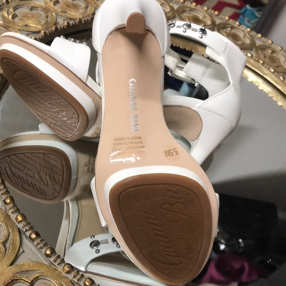 Gorgeous Gianni Bini heels 👠 - Picture 6 of 6